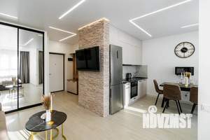 Студия квартира, посуточно, 40м2, 17/24 этаж