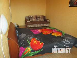 1-к квартира, посуточно, 40м2, 8/10 этаж