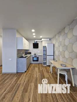 2-к квартира, посуточно, 40м2, 8/24 этаж