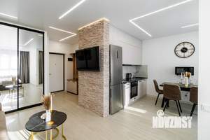 Студия квартира, посуточно, 40м2, 17/24 этаж