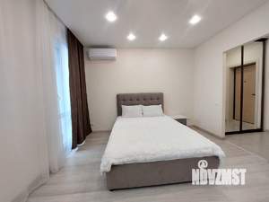 Студия квартира, посуточно, 38м2, 5/9 этаж