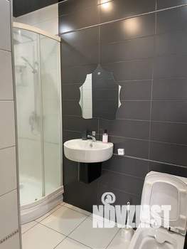 Студия квартира, посуточно, 42м2, 20/24 этаж