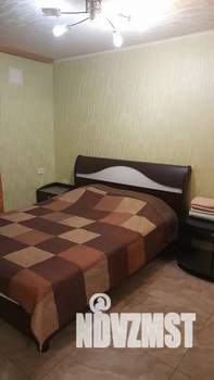 1-к квартира, посуточно, 54м2, 1/5 этаж
