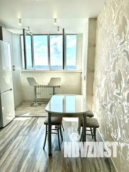 1-к квартира, посуточно, 39м2, 10/24 этаж