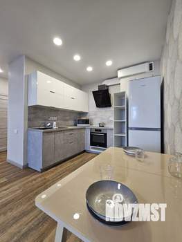 2-к квартира, посуточно, 40м2, 1/1 этаж