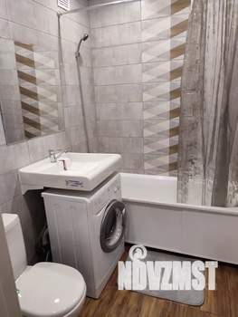 Студия квартира, посуточно, 30м2, 16/24 этаж