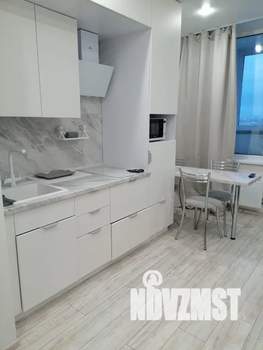 Студия квартира, посуточно, 26м2, 21/24 этаж