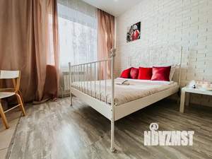 Студия квартира, посуточно, 40м2, 1/3 этаж