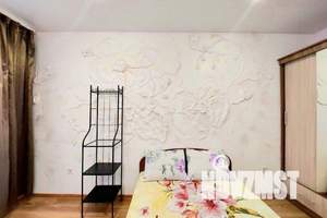 2-к квартира, посуточно, 50м2, 3/3 этаж