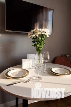 Студия квартира, посуточно, 25м2, 18/24 этаж