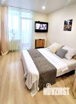 Студия квартира, посуточно, 30м2, 12/24 этаж