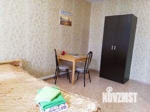 Студия квартира, посуточно, 30м2, 1/3 этаж