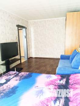 1-к квартира, посуточно, 38м2, 1/9 этаж