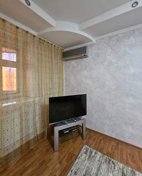 2-к квартира, на длительный срок, 74м2, 2/5 этаж