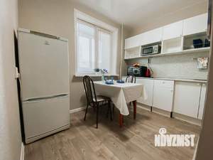 1-к квартира, посуточно, 40м2, 7/10 этаж