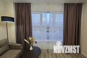 1-к квартира, посуточно, 35м2, 19/24 этаж