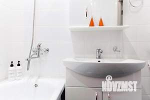 2-к квартира, посуточно, 50м2, 1/1 этаж