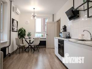 1-к квартира, посуточно, 55м2, 1/1 этаж