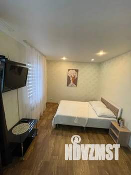 Студия квартира, посуточно, 28м2, 1/9 этаж