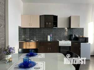 1-к квартира, посуточно, 38м2, 1/1 этаж