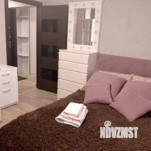 1-к квартира, посуточно, 49м2, 2/14 этаж