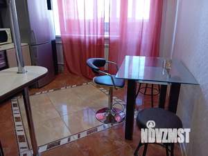 1-к квартира, посуточно, 42м2, 6/9 этаж