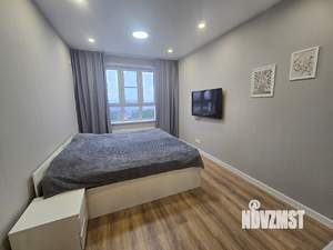 1-к квартира, посуточно, 33м2, 23/25 этаж