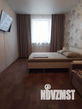 1-к квартира, посуточно, 42м2, 2/16 этаж