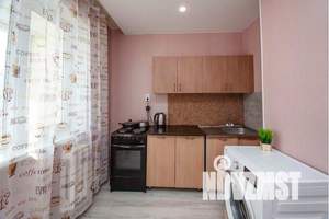 1-к квартира, посуточно, 36м2, 3/9 этаж