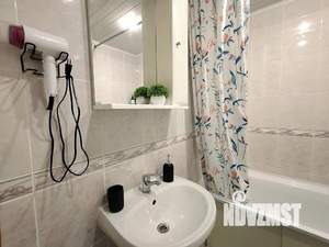 1-к квартира, посуточно, 35м2, 1/1 этаж