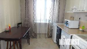 1-к квартира, посуточно, 42м2, 3/9 этаж