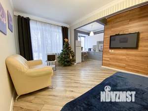 Студия квартира, посуточно, 33м2, 2/4 этаж