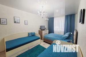 1-к квартира, посуточно, 43м2, 8/10 этаж