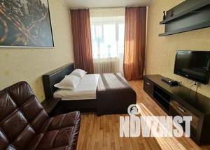 2-к квартира, посуточно, 63м2, 1/1 этаж