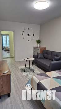 1-к квартира, посуточно, 39м2, 4/9 этаж