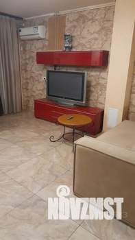1-к квартира, посуточно, 54м2, 1/5 этаж