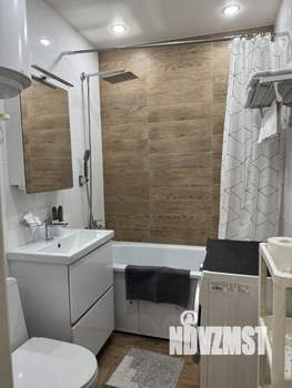 Студия квартира, посуточно, 30м2, 13/18 этаж