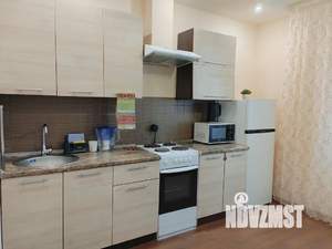 1-к квартира, посуточно, 41м2, 18/24 этаж