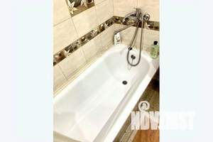 1-к квартира, посуточно, 40м2, 2/3 этаж