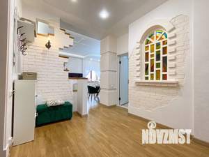 2-к квартира, посуточно, 65м2, 4/4 этаж