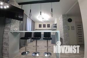 1-к квартира, посуточно, 57м2, 18/21 этаж