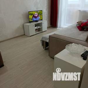 1-к квартира, посуточно, 33м2, 15/18 этаж