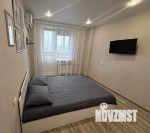 1-к квартира, посуточно, 37м2, 1/1 этаж