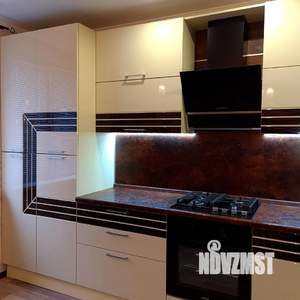 3-к квартира, посуточно, 72м2, 1/1 этаж