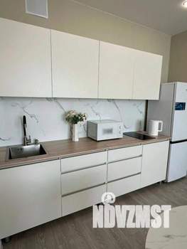 1-к квартира, посуточно, 43м2, 1/1 этаж