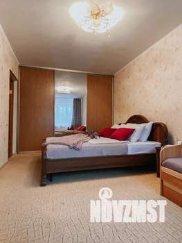 2-к квартира, посуточно, 65м2, 1/10 этаж