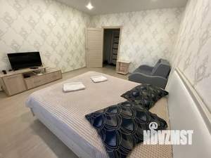 1-к квартира, посуточно, 40м2, 1/9 этаж