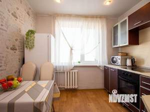 2-к квартира, посуточно, 52м2, 1/1 этаж