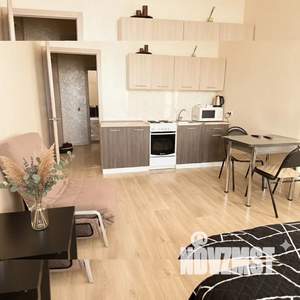 Студия квартира, посуточно, 28м2, 10/24 этаж