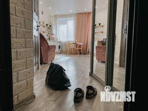 Студия квартира, посуточно, 40м2, 1/3 этаж